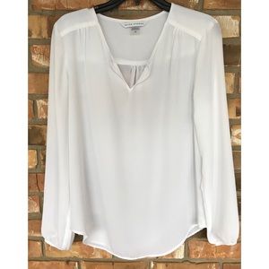 Peter Nygard Women’s Long Sleeve White Top Size 8